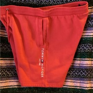 Tommy Hilfiger drawstring sweatshort,pockets,SZ L-Salmon color